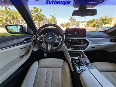 2022 BMW 5 Series 530e   - Photo 24 - Oceanside, CA 92054