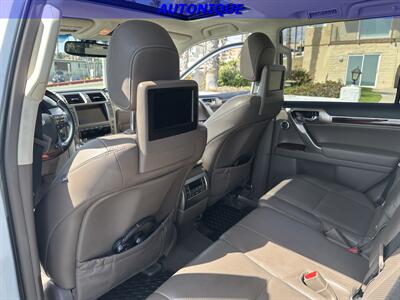 2017 Lexus GX 460 Luxury   - Photo 16 - Oceanside, CA 92054