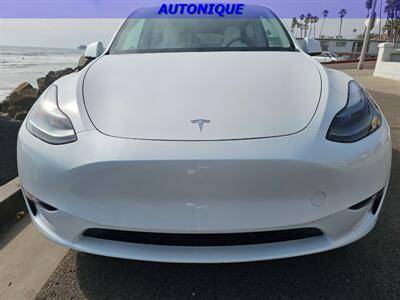 2023 Tesla Model Y Long Range   - Photo 13 - Oceanside, CA 92054