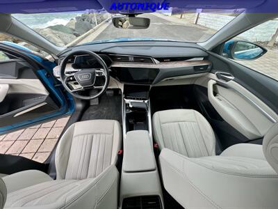 2019 Audi e-tron Premium Plus   - Photo 2 - Oceanside, CA 92054