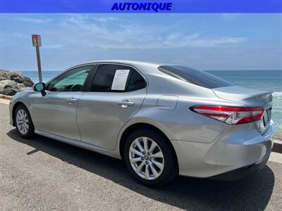 2018 Toyota Camry LE   - Photo 4 - Oceanside, CA 92054