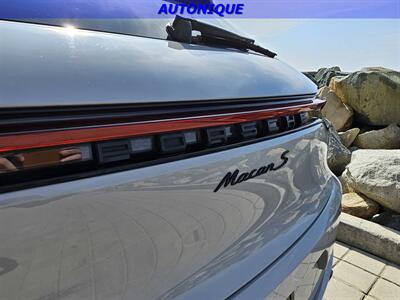 2021 Porsche Macan S   - Photo 8 - Oceanside, CA 92054