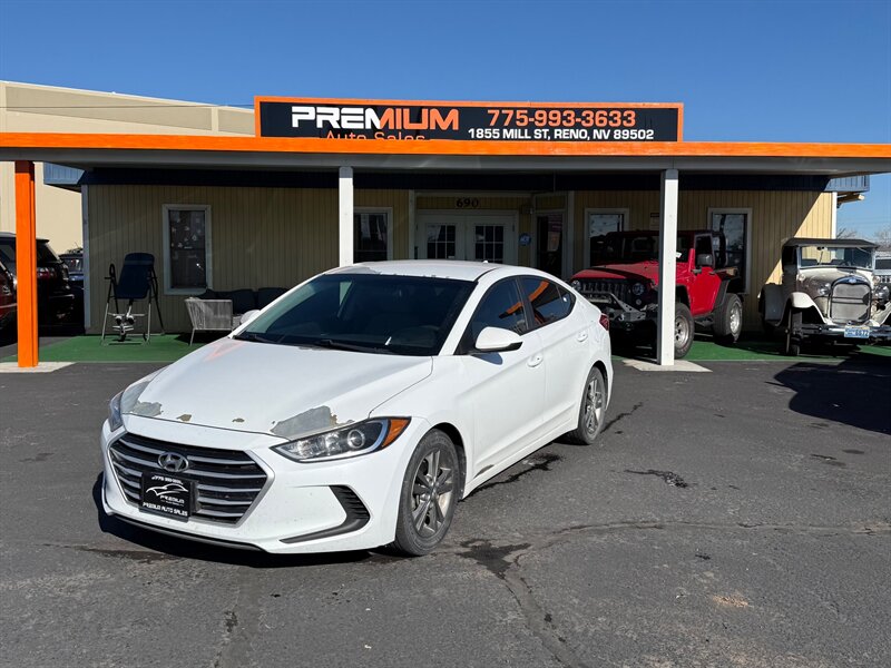 2017 Hyundai ELANTRA SE  