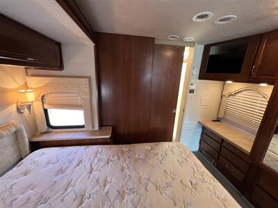 2008 Fleetwood Bounder 35H   - Photo 63 - Marana, AZ 85653