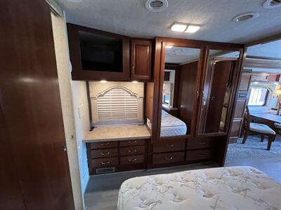 2008 Fleetwood Bounder 35H   - Photo 58 - Marana, AZ 85653