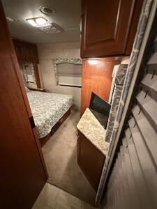 2009 Four Winds Four Winds 31F   - Photo 44 - Rillito, AZ 85654