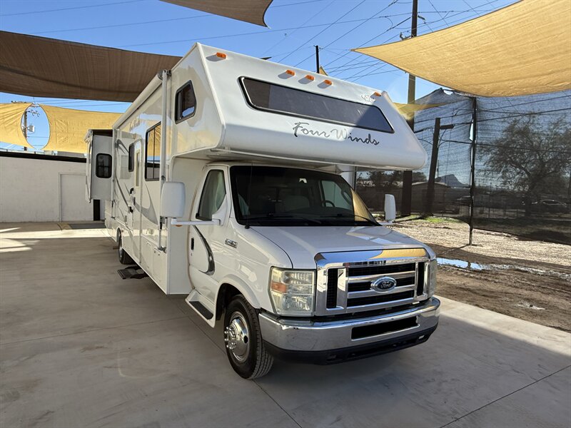 2009 Four Winds Four Winds 31F   - Photo 1 - Rillito, AZ 85654