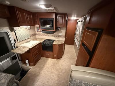 2009 Four Winds Four Winds 31F   - Photo 25 - Rillito, AZ 85654