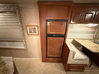 2009 Four Winds Four Winds 31F   - Photo 29 - Rillito, AZ 85654