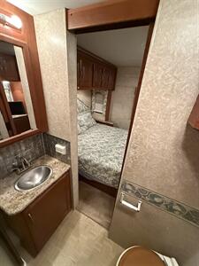 2009 Four Winds Four Winds 31F   - Photo 41 - Rillito, AZ 85654