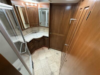 2005 MONACO DYNASTY PLATINUM IV   - Photo 36 - Rillito, AZ 85654