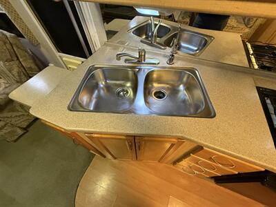 2004 Fleetwood Southwind 32VS   - Photo 27 - Rillito, AZ 85654