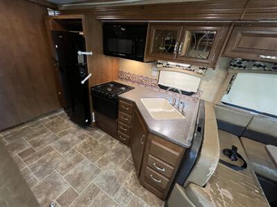 2015 Thor Chateau Super C 33SW   - Photo 36 - Marana, AZ 85653