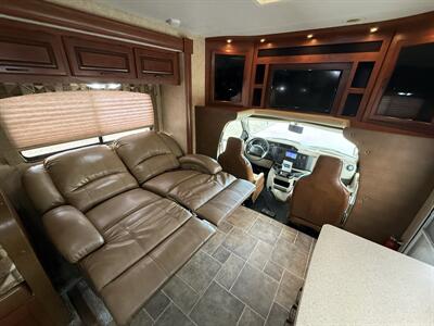 2013 Forest River Sunseeker 3010DS   - Photo 17 - Rillito, AZ 85654