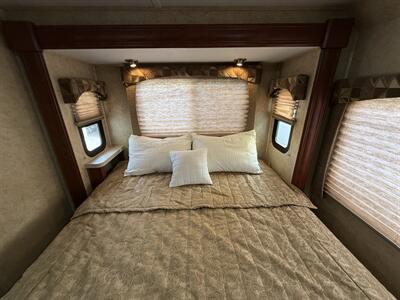 2013 Forest River Sunseeker 3010DS   - Photo 39 - Rillito, AZ 85654