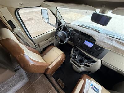 2013 Forest River Sunseeker 3010DS   - Photo 46 - Rillito, AZ 85654