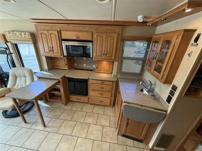 2007 Itasca Suncruiser 35A - Photo 12 - Rillito, AZ 85654