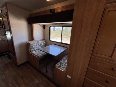 2011 Tioga Ranger 31N   - Photo 45 - Marana, AZ 85653