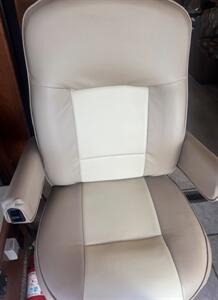 2006 Damon Tuscany 4076 - Photo 21 - Rillito, AZ 85654