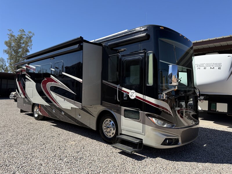 2016 Tiffin Phaeton 36GH   - Photo 1 - Rillito, AZ 85654