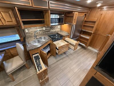 2018 Tiffin Allegro Red 33AA - Photo 73 - Rillito, AZ 85654