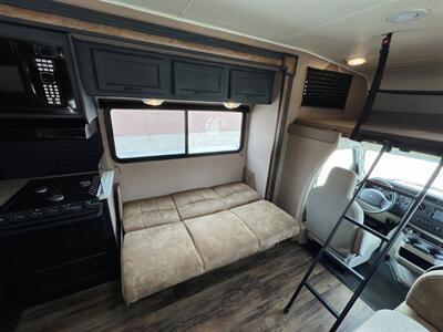 2015 Coachmen Freelander 29KS   - Photo 23 - Marana, AZ 85653