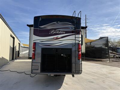 2014 FOREST RIVER BERKSHIRE 400QL   - Photo 9 - Rillito, AZ 85654