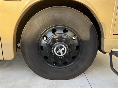 2007 Winnebago Tour 40TD   - Photo 13 - Rillito, AZ 85654