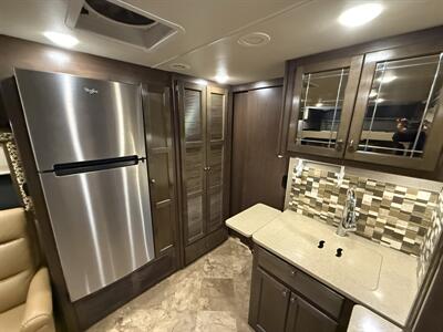 2017 Thor Windsport 34P   - Photo 38 - Rillito, AZ 85654