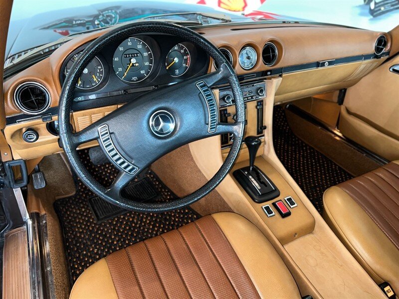 1972 Mercedes-Benz 350   - Photo 7 - Nashville, TN 37203