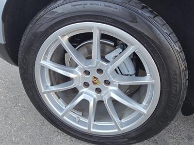 2016 Porsche Macan S   - Photo 8 - Roseville, CA 95678
