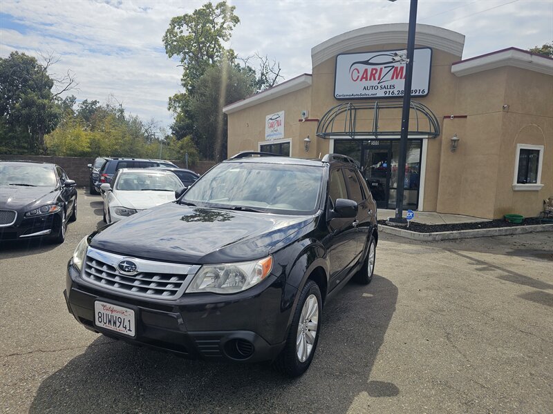2012 Subaru Forester 2.5X Premium - Panoramic roof - only 118030 miles  