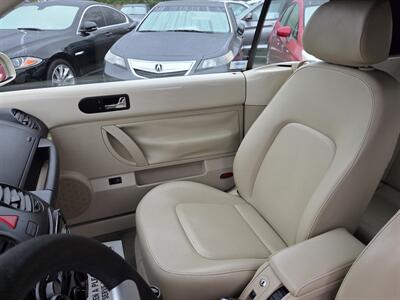 2004 Volkswagen New Beetle Convertible GLS - 5 SPEED - ONLY 96K MILES - TURBO0O0 - Photo 8 - Roseville, CA 95678
