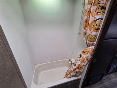 2017 pacific coachwo   - Photo 14 - Roseville, CA 95678