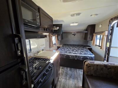 2017 pacific coachwo   - Photo 17 - Roseville, CA 95678