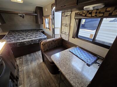 2017 pacific coachwo   - Photo 16 - Roseville, CA 95678