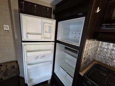 2017 pacific coachwo   - Photo 19 - Roseville, CA 95678