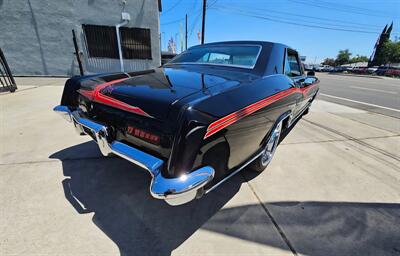 1963 Buick Riviera   - Photo 4 - Roseville, CA 95678