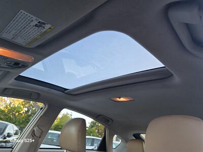 2014 Toyota Prius - Panoramic roof - Leather - Navigation / Camera   - Photo 25 - Roseville, CA 95678