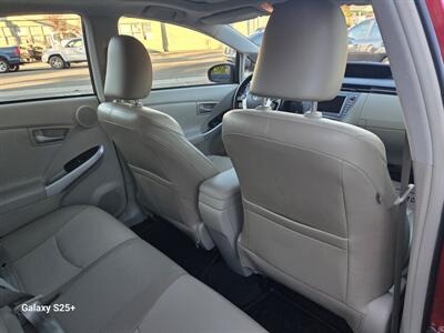2014 Toyota Prius - Panoramic roof - Leather - Navigation / Camera   - Photo 15 - Roseville, CA 95678