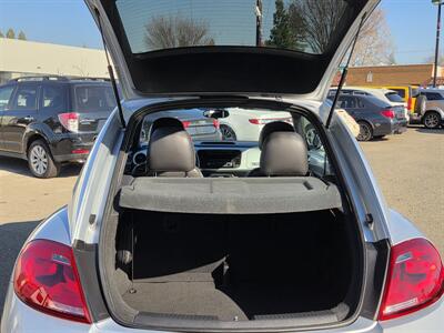 2014 Volkswagen Beetle-Classic 2.5L PZEV   - Photo 9 - Roseville, CA 95678