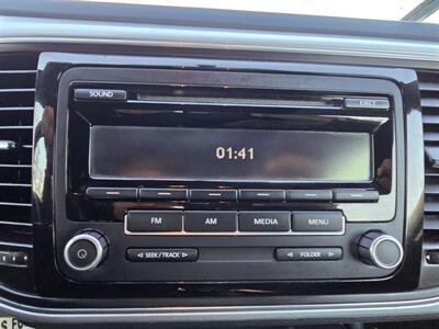 2014 Volkswagen Beetle-Classic 2.5L PZEV   - Photo 23 - Roseville, CA 95678