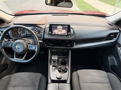 2021 Nissan Rogue SV   - Photo 10 - Portland, OR 97003