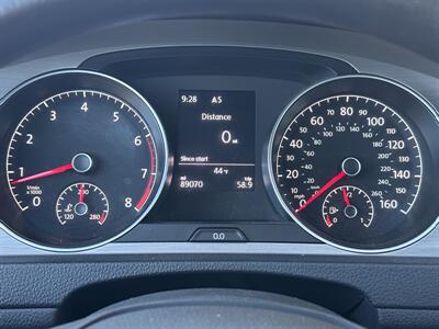 2015 Volkswagen Golf TSI Launch Edition - Photo 15 - Portland, OR 97003