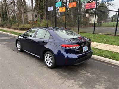 2023 Toyota Corolla Hybrid LE   - Photo 3 - Portland, OR 97003