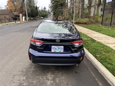 2023 Toyota Corolla Hybrid LE   - Photo 4 - Portland, OR 97003