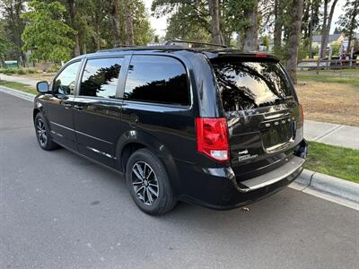 2017 Dodge Grand Caravan GT   - Photo 4 - Portland, OR 97003