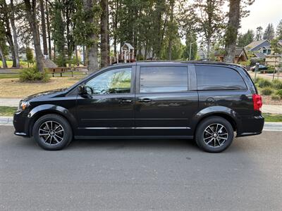 2017 Dodge Grand Caravan GT   - Photo 3 - Portland, OR 97003