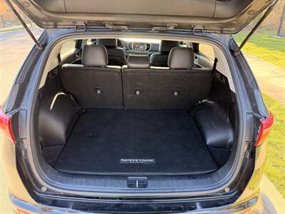 2017 Kia Sportage EX   - Photo 18 - Portland, OR 97003