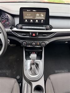 2021 Kia Forte FE - Photo 10 - Portland, OR 97003